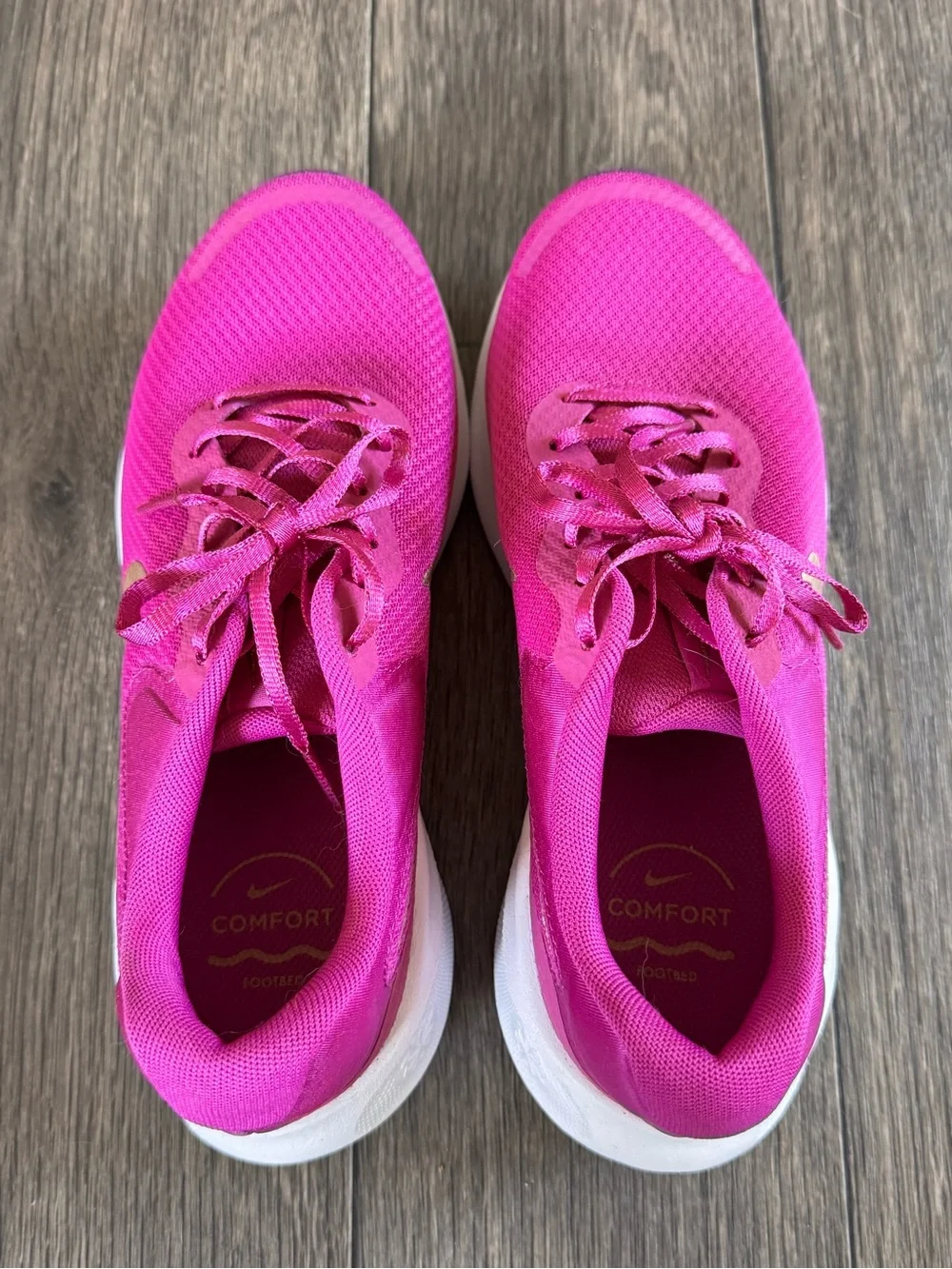Nike Women's Running Sneakers in Vibrant Fuchsia Pink